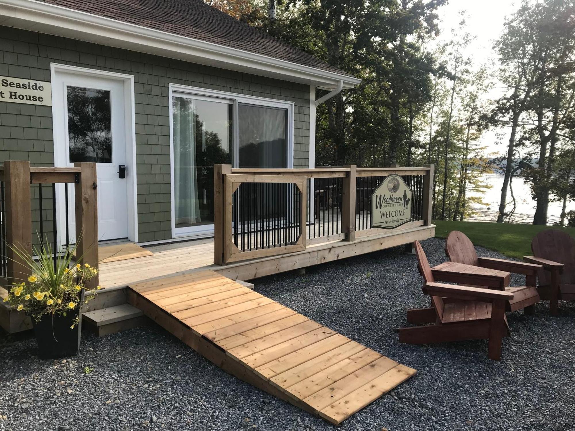 Woodhaven - Seaside Accommodations Waweig Pokój zdjęcie