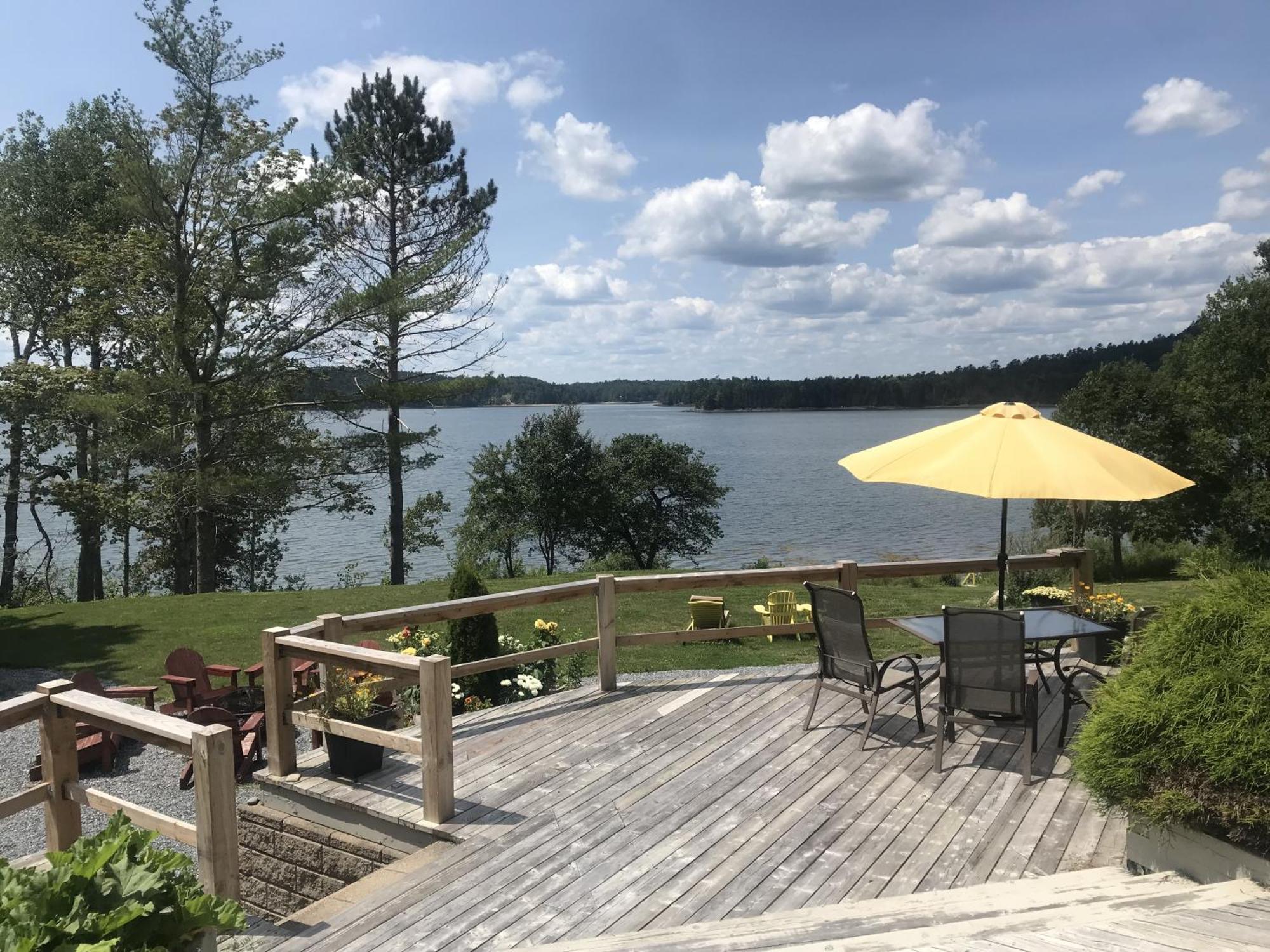 Woodhaven - Seaside Accommodations Waweig Pokój zdjęcie